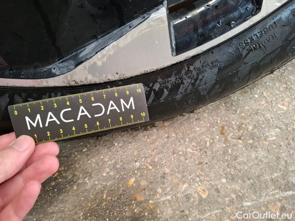  Volkswagen  ID.3  Business Pro 58kWh BVA #14