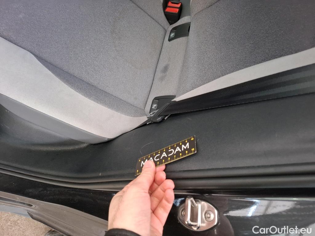  Volkswagen  ID.3  Pro 58kWh BVA #7