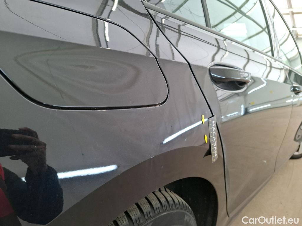  Volkswagen  Golf  VOLKSWAGEN  2020  5P  Berline 10 eTSI OPF 110 DSG7 Life Business #12