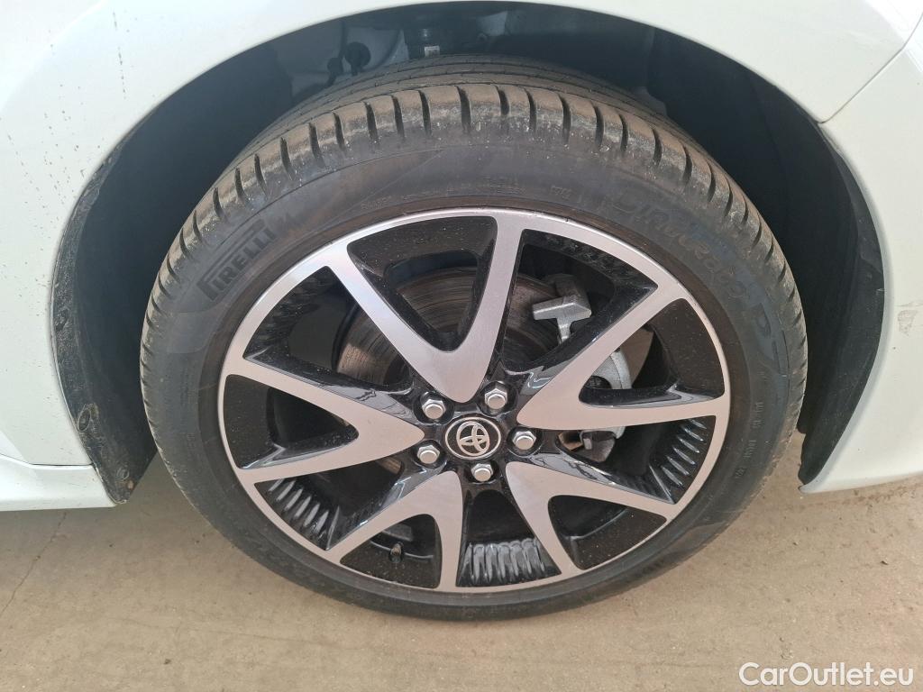  Toyota  Yaris TOYOTA  Hybride / 2019 / 5P / Berline Hybride 116h Collection #31