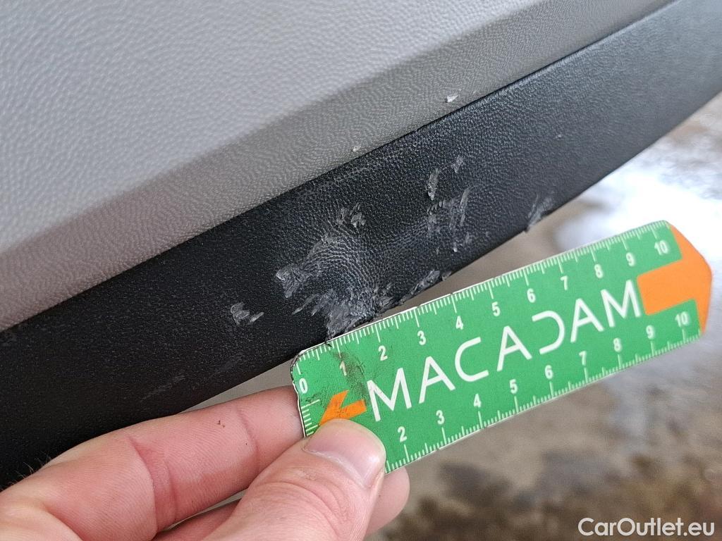  Volkswagen  ID.4  Pro Performance 77kWh BVA #2