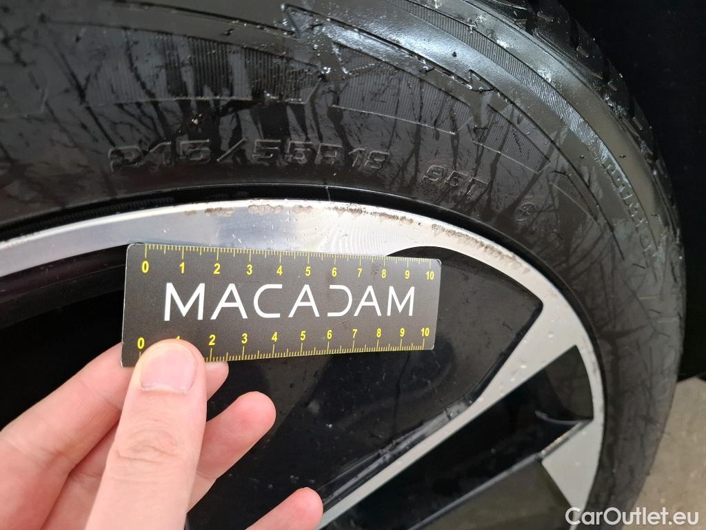  Volkswagen  ID.3  Business Pro 58kWh BVA #11