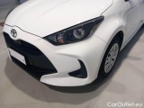  Toyota  Yaris TOYOTA  / 2020 / 5P / BERLINA HYBRID ACTIVE MY24 #25