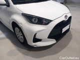  Toyota  Yaris TOYOTA  / 2020 / 5P / BERLINA HYBRID ACTIVE MY24 #31