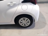  Toyota  Yaris TOYOTA  / 2020 / 5P / BERLINA HYBRID ACTIVE MY24 #77