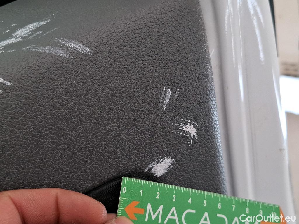  Citroen  Jumpy CITROEN  VU 4p Fourgon M BlueHDi 120 S&S BVM6 (340 Nm) Driver #16