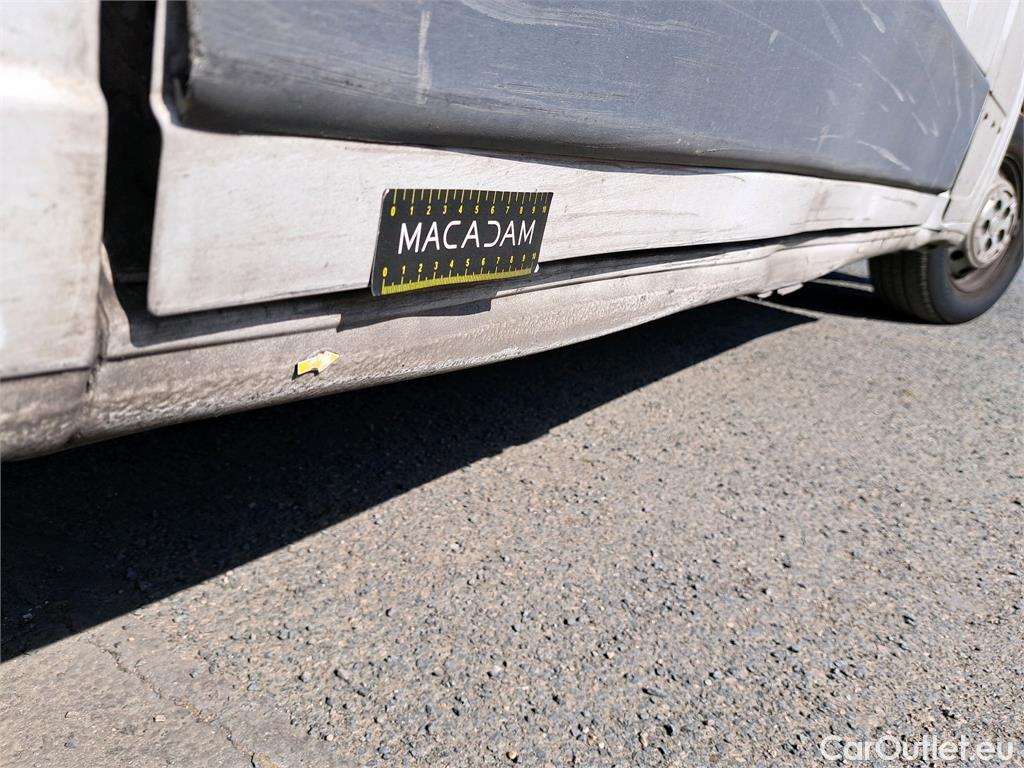  Fiat  Ducato FIAT  VU 4p Fourgon 3.0 M H2 2.3 Multijet 130 Pack Pro Nav #48