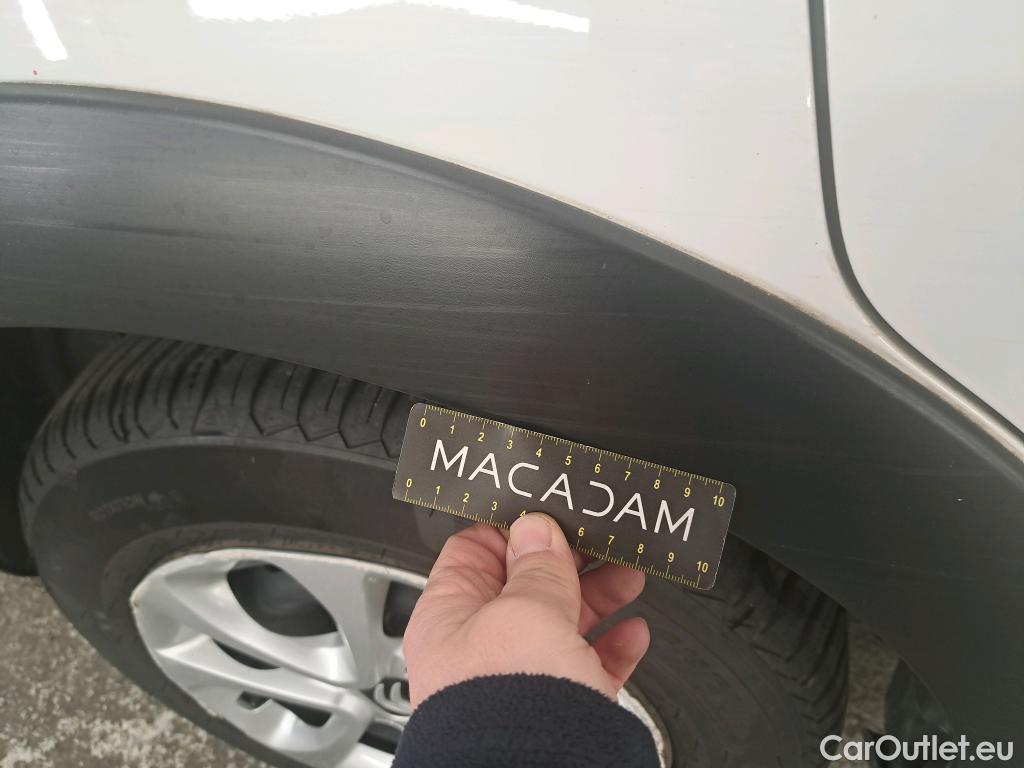  Citroen  C3  Société Feel 1.5 BlueHDI 100CV BVM5 E6dT #32