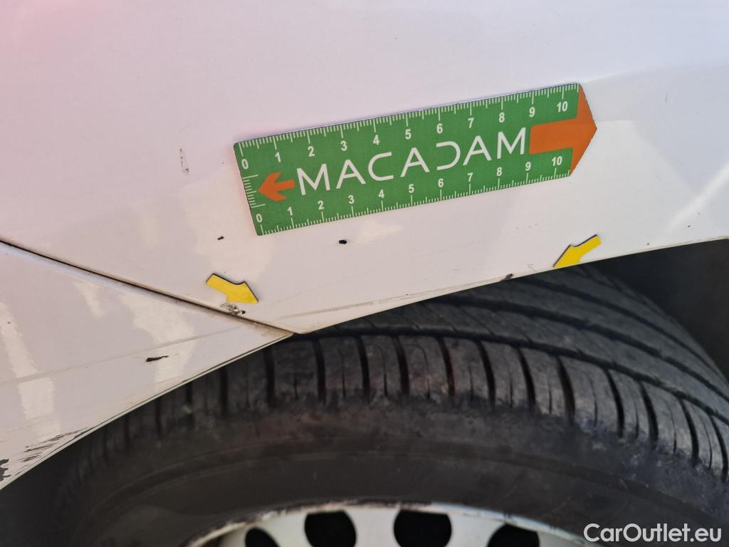  Citroen  Berlingo  Fourgon Club XL 950 1.5 BlueHDi 100CV BVM5 E6dT #21