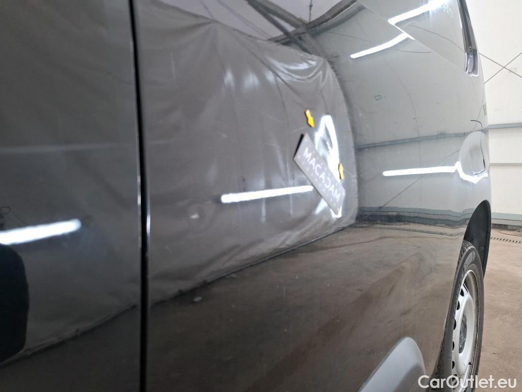  Citroen  Berlingo  Fourgon Club M 1000 1.5 BlueHDi 130CV BVA8 E6dT #14