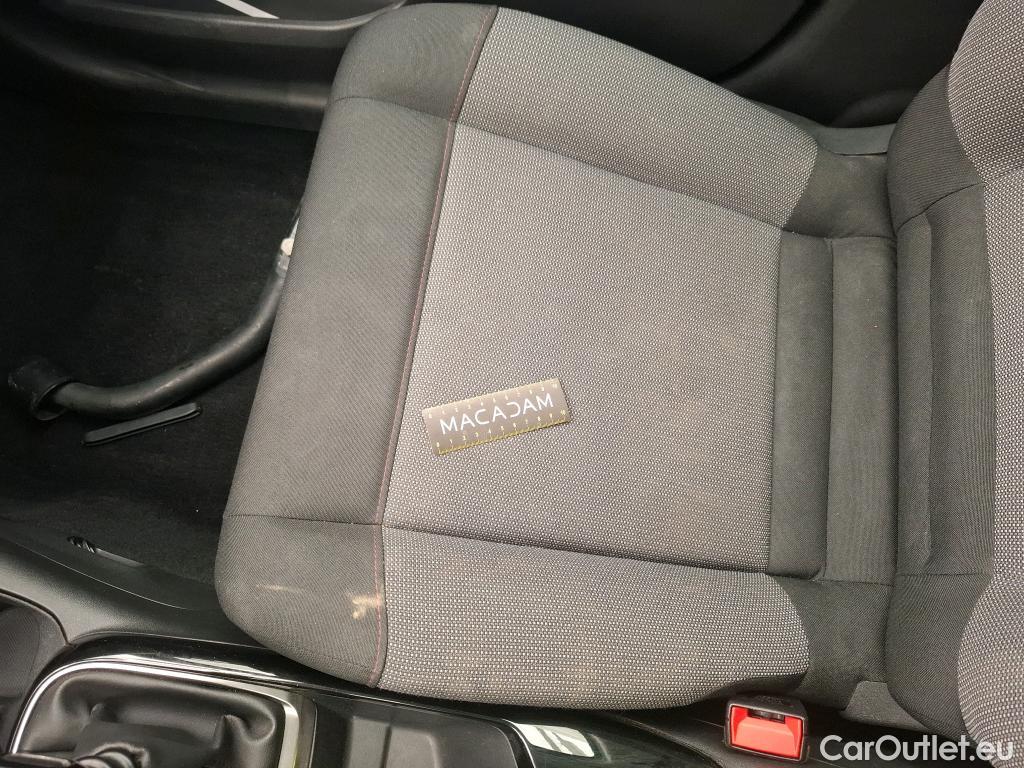  Citroen  C4 Cactus  Feel Nav Société 1.5 BlueHDi 100CV BVM6 E6d #40