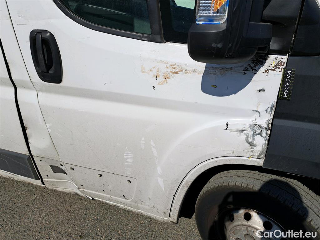  Fiat  Ducato FIAT  VU 4p Fourgon 3.0 M H2 2.3 Multijet 130 Pack Pro Nav #37