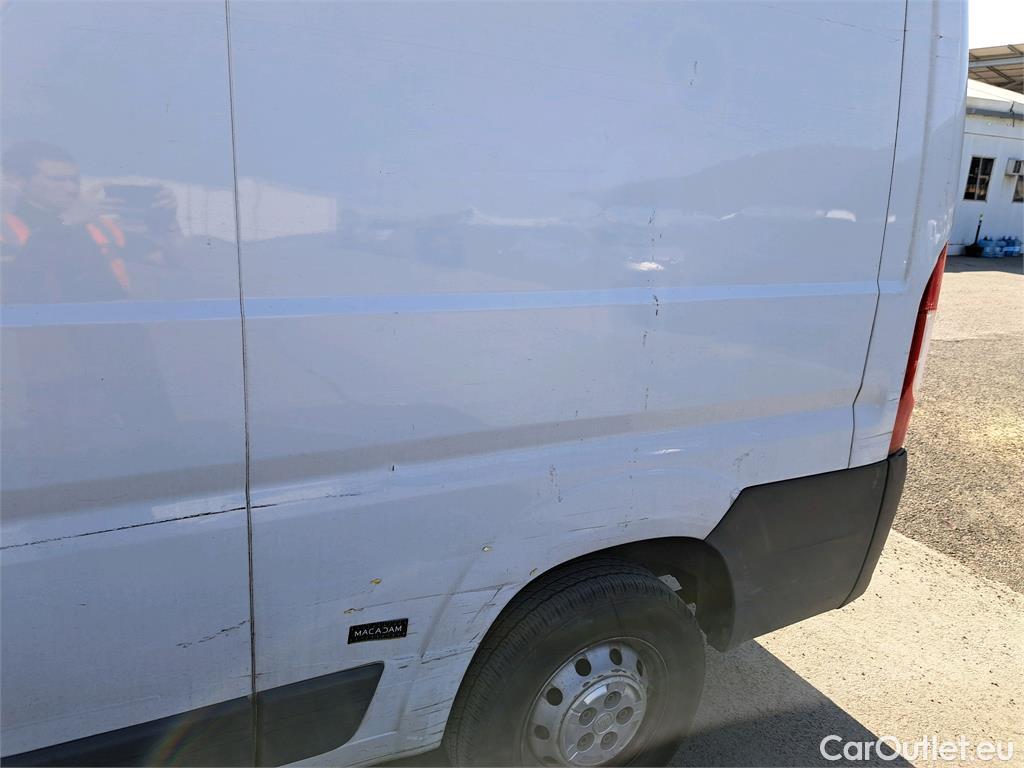  Fiat  Ducato FIAT  VU 4p Fourgon 3.0 M H2 2.3 Multijet 130 Pack Pro Nav #18