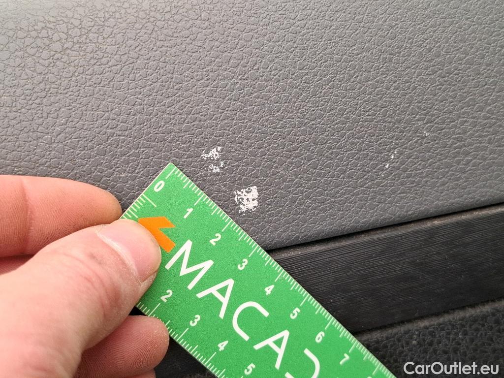  Citroen  Jumpy CITROEN  VU 4p Fourgon M BlueHDi 120 S&S BVM6 (340 Nm) Driver #18