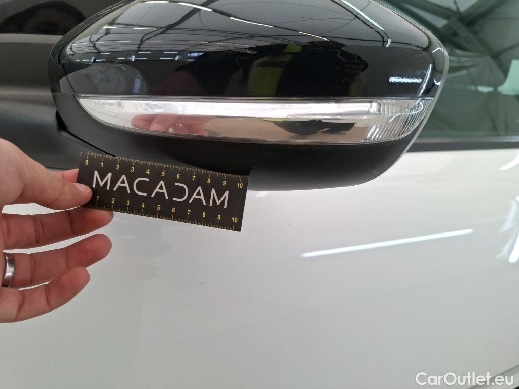  Citroen  C4 Cactus  Feel Nav Société 1.5 BlueHDi 100CV BVM6 E6d #33