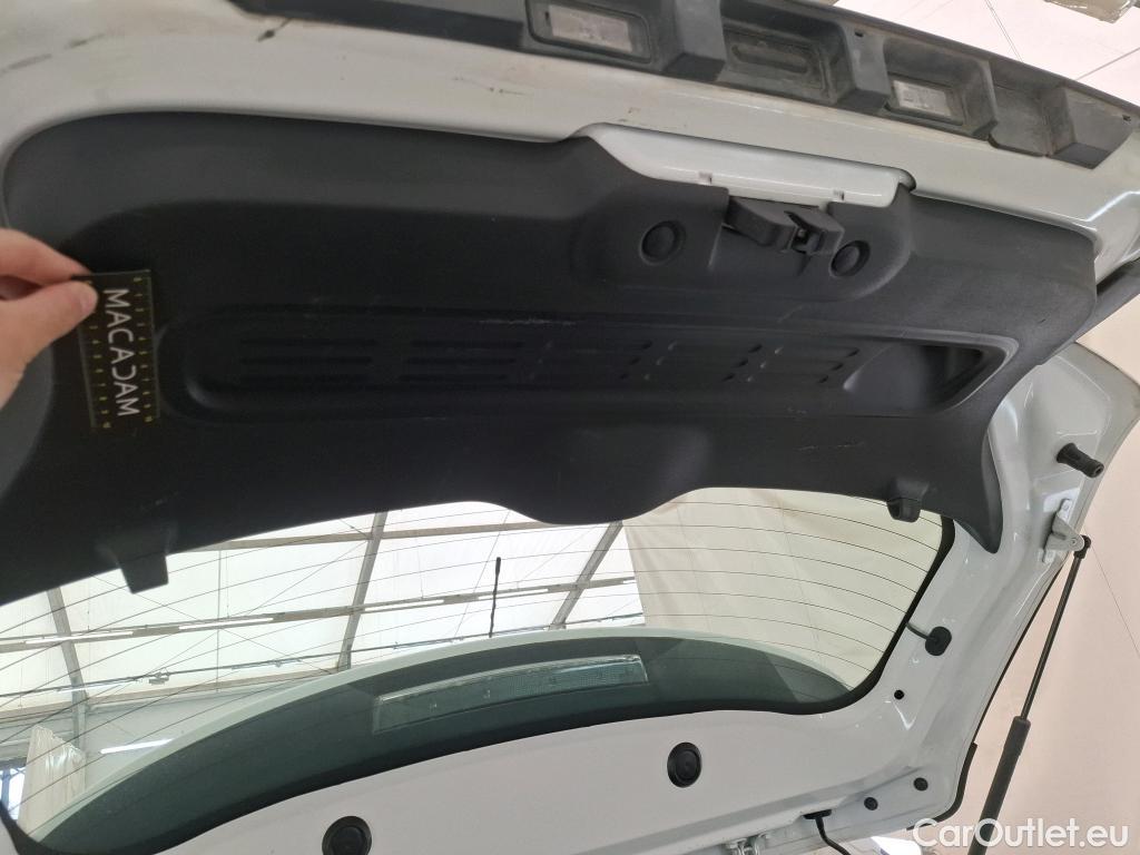  Citroen  C4 Cactus  Feel Nav Société 1.5 BlueHDi 100CV BVM6 E6d #24