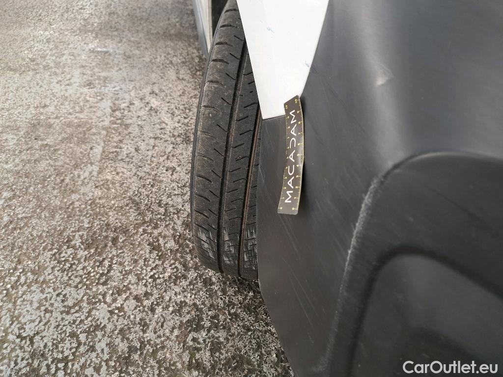  Citroen  Jumpy  Fourgon Club M 1.5 BlueHDi 100CV BVM6 E6d #9