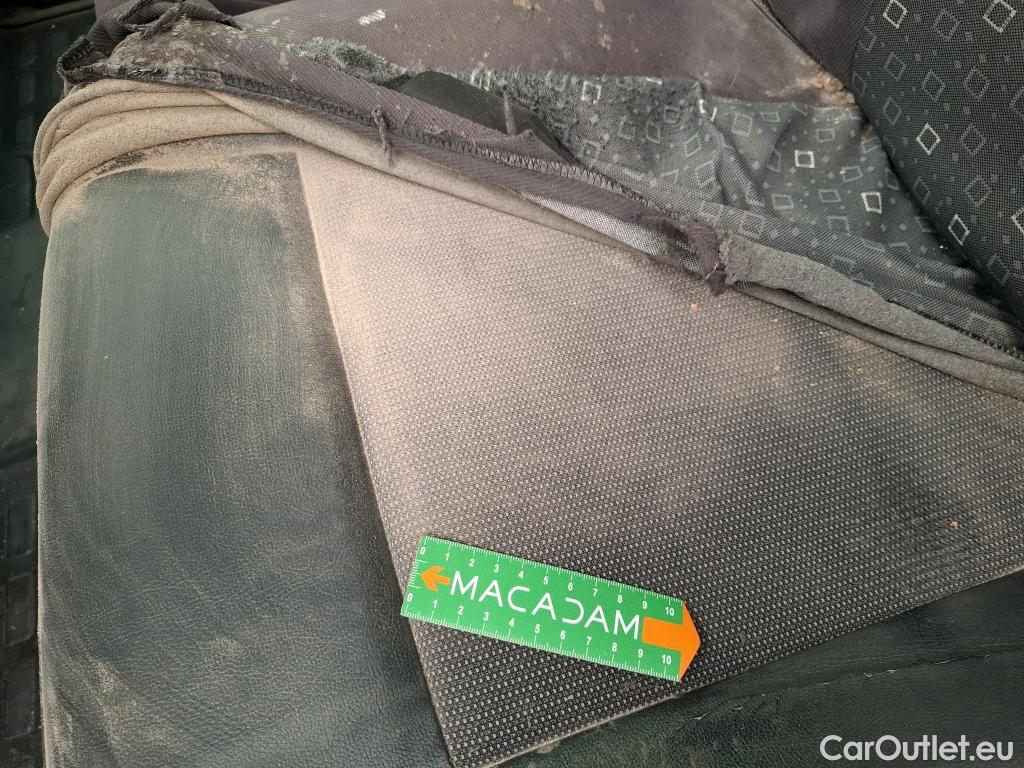  Citroen  Jumpy CITROEN  VU 4p Fourgon M BlueHDi 120 S&S BVM6 (340 Nm) Driver #53