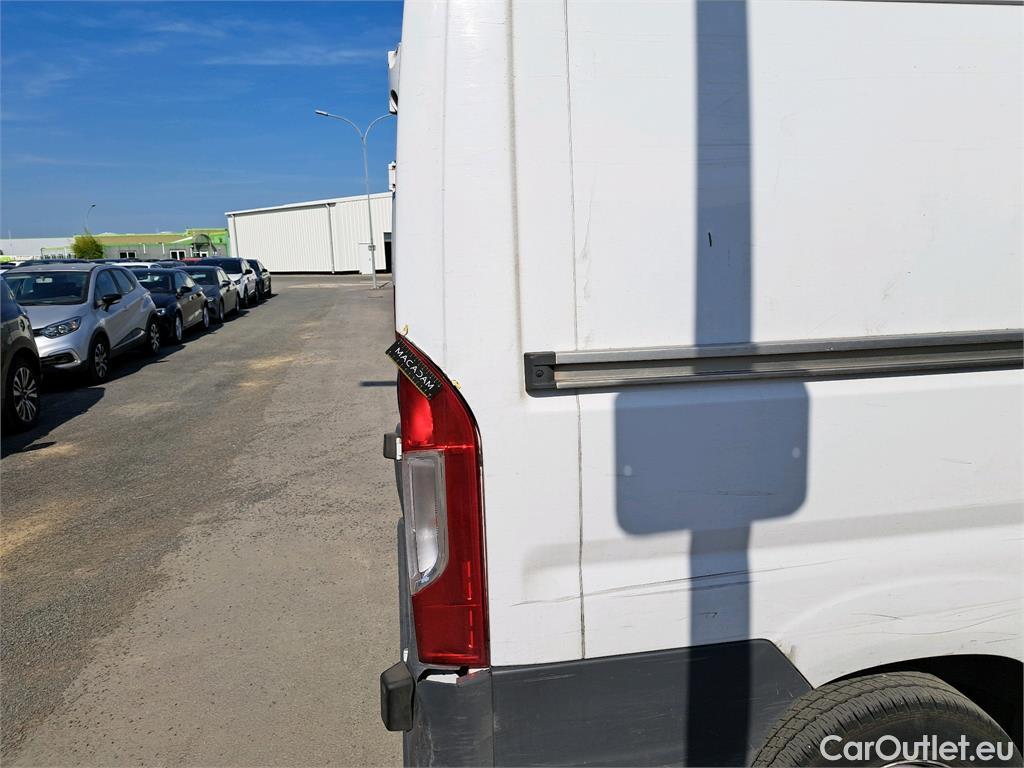  Fiat  Ducato FIAT  VU 4p Fourgon 3.0 M H2 2.3 Multijet 130 Pack Pro Nav #122