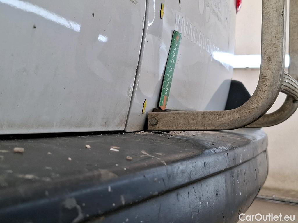  Citroen  Jumpy CITROEN  VU 4p Fourgon M BlueHDi 120 S&S BVM6 (340 Nm) Driver #30