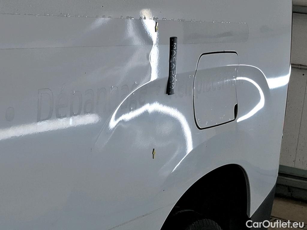  Citroen  Berlingo  Fourgon Club XL 950 1.5 BlueHDi 100CV BVM5 E6dT #2