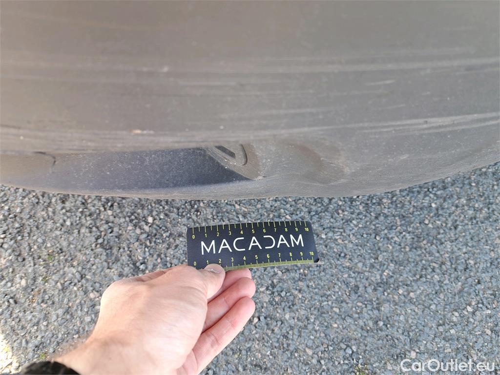  Fiat  Ducato FIAT  VU 4p Fourgon 3.0 M H2 2.3 Multijet 130 Pack Pro Nav #82