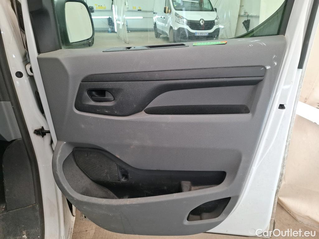  Citroen  Jumpy CITROEN  VU 4p Fourgon M BlueHDi 120 S&S BVM6 (340 Nm) Driver #14