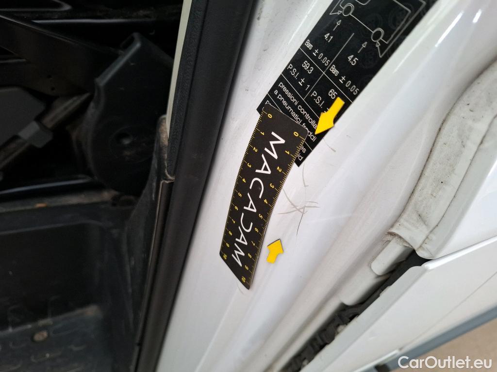  Citroen  Jumper CITROEN  / 2014 / 4P / Fourgon tôlé 35 L2H2 BlueHDi 140 S&S BVM6 Driver #23