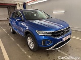  Volkswagen  T-ROC  1.5 TSI Life Business DSG 110kW/150pk  5D/P Auto-7 (4 seizoenen Banden) - CO2 onvolledig #2