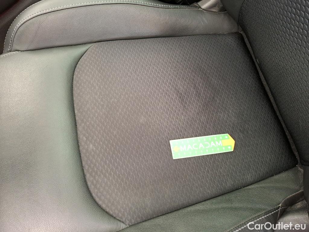  Nissan  Qashqai NISSAN  5p Crossover 1.2 DIG-T 115 Xtronic Tekna #9