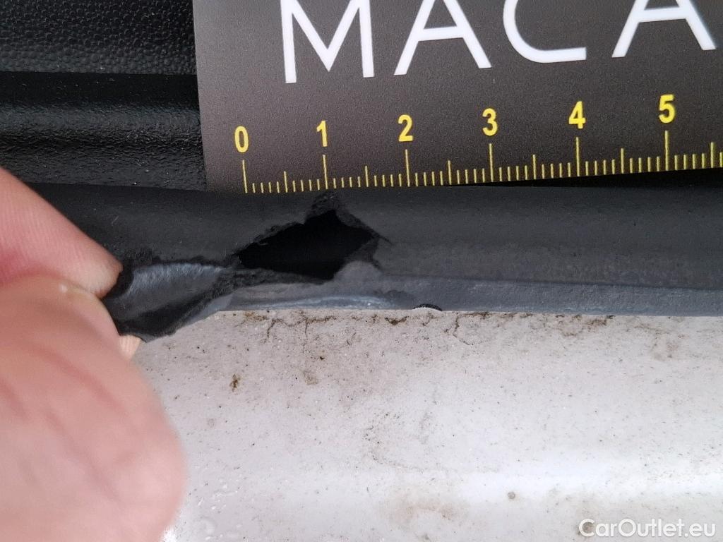  Citroen  C3  Société Feel 1.5 BlueHDI 100CV BVM5 E6dT #8