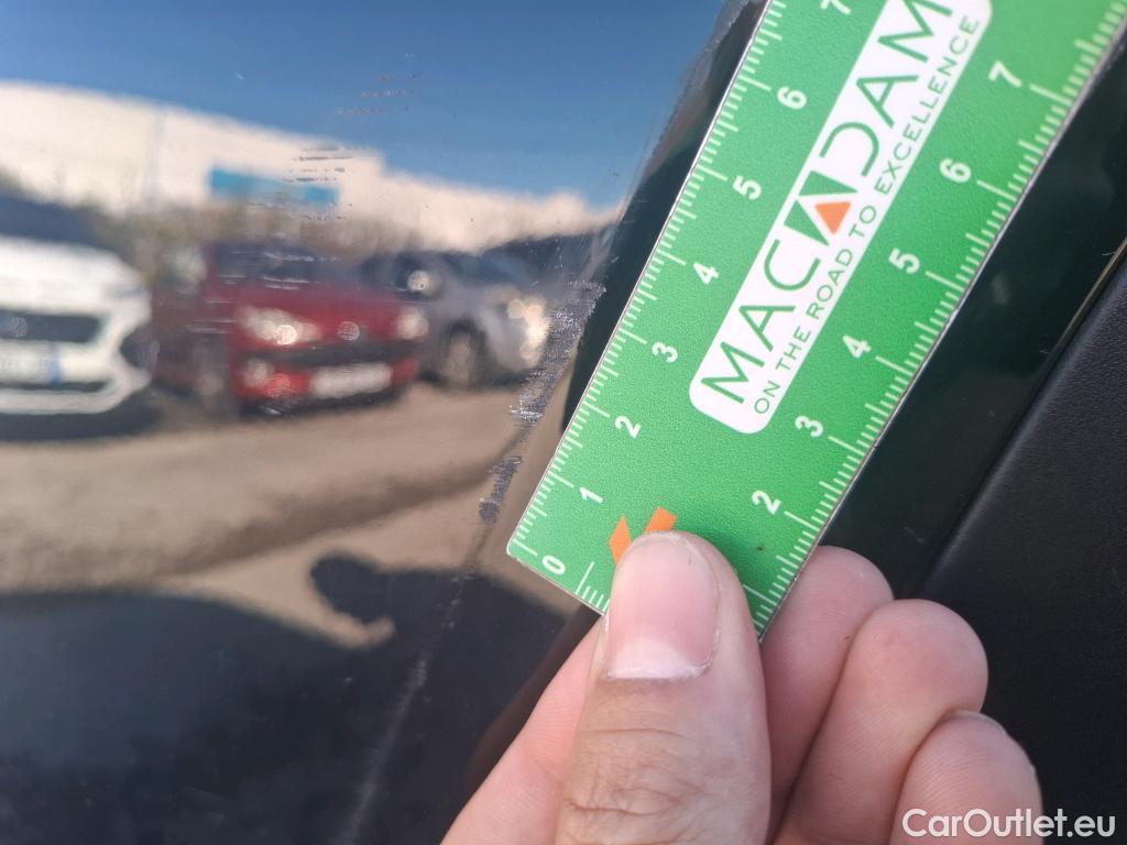  Hyundai  Tucson HYUNDAI  / 2020 / 5P / SUV 1.6 PHEV 265 HTRAC BUSINESS 4WD AUTO #4