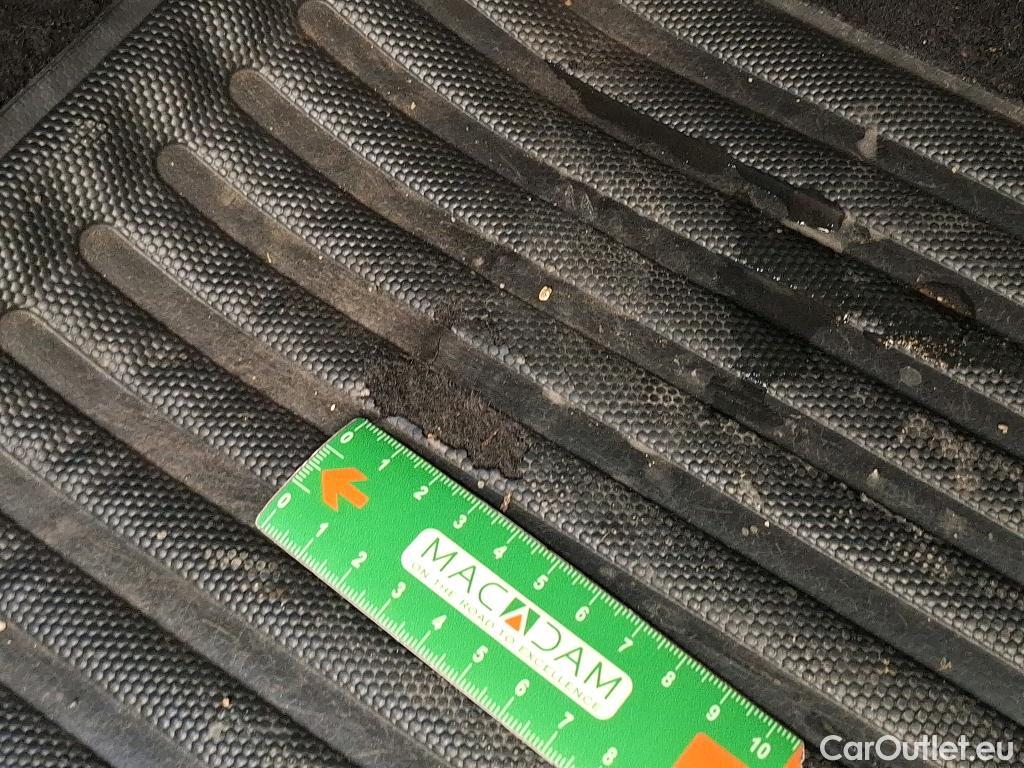  Citroen  DS3 3 Crossback Business 1.2 PureTech 130CV BVA8 E6d #27