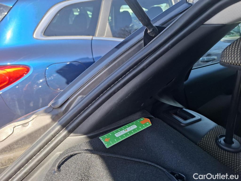  Citroen  DS3 3 Crossback Business 1.2 PureTech 130CV BVA8 E6d #40