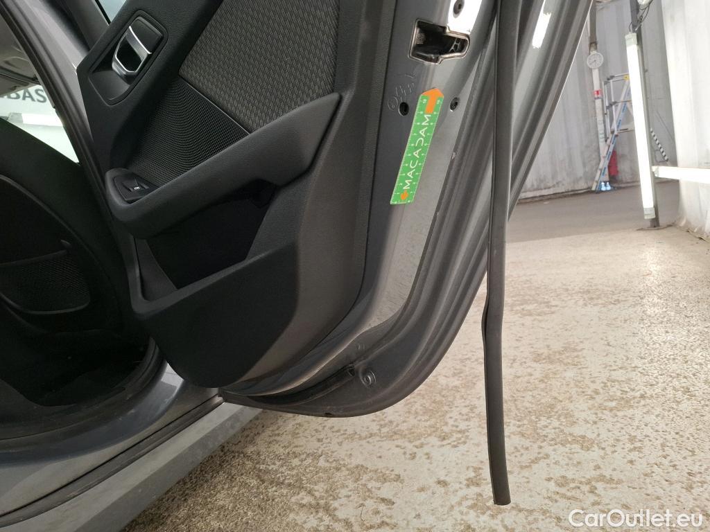  Bmw  Serie 1 1 Berline 116 i Business Design 1.5 110CV BVA7 E6d #27