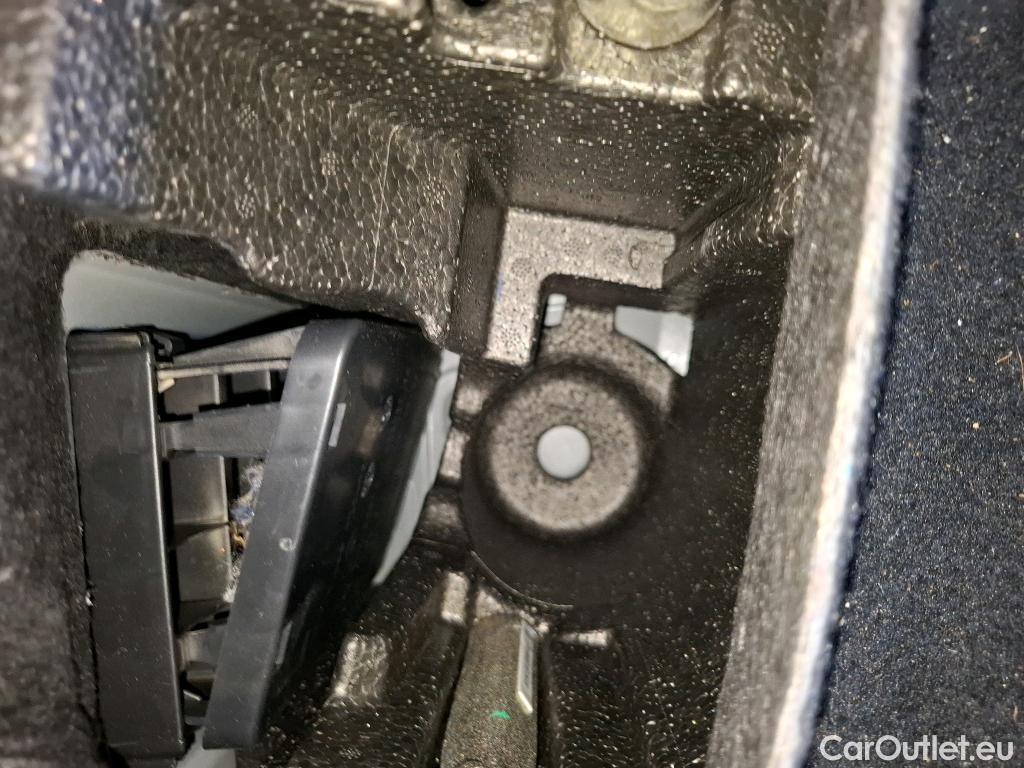  Bmw  X2 BMW  / 2017 / 5P / SUV xDrive25e Business Design BVA6 #73