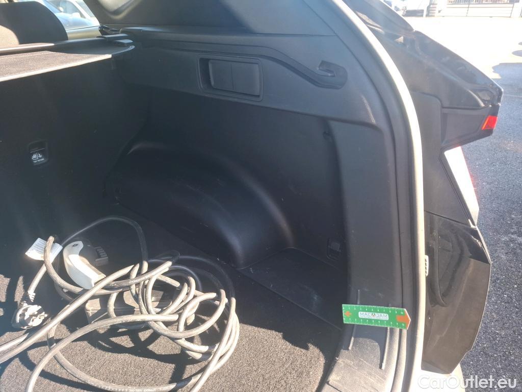  Hyundai  Tucson HYUNDAI  / 2020 / 5P / SUV 1.6 PHEV 265 HTRAC BUSINESS 4WD AUTO #10