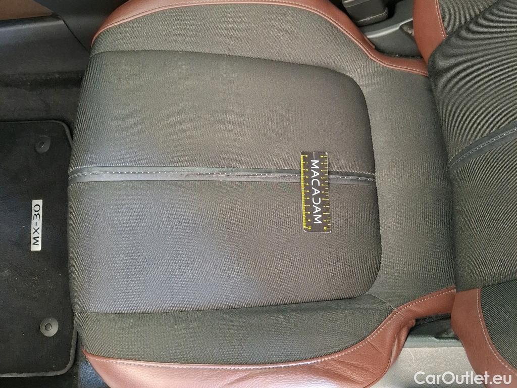  Mazda  MX-30 MAZDA  / 2019 / 5P / SUV e-Skyactiv 145ch Mako Industrial Vintage #30