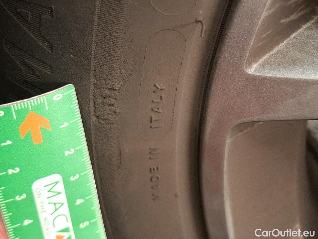  Citroen  DS3 3 Crossback Business 1.2 PureTech 130CV BVA8 E6d #19