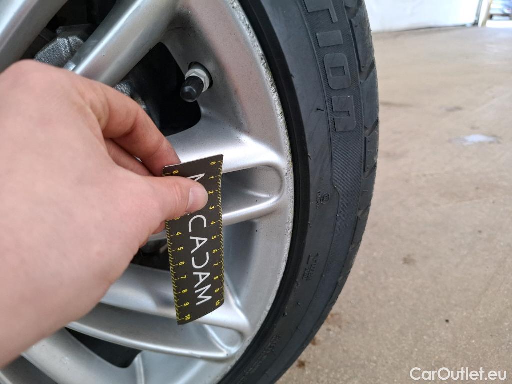  Mini  Mini   / 2014 / 3P / Berline Cooper SE Finition Greenwich 184 ch BVA #58