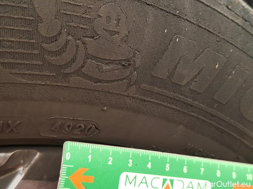  Citroen  DS3 3 Crossback Business 1.2 PureTech 130CV BVA8 E6d #17