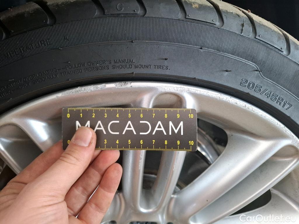  Mini  Mini   / 2014 / 3P / Berline Cooper SE Finition Greenwich 184 ch BVA #39