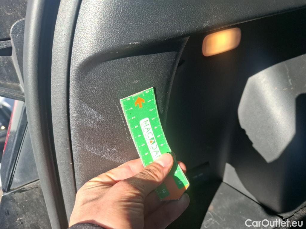  Hyundai  Tucson HYUNDAI  / 2020 / 5P / SUV 1.6 PHEV 265 HTRAC BUSINESS 4WD AUTO #31