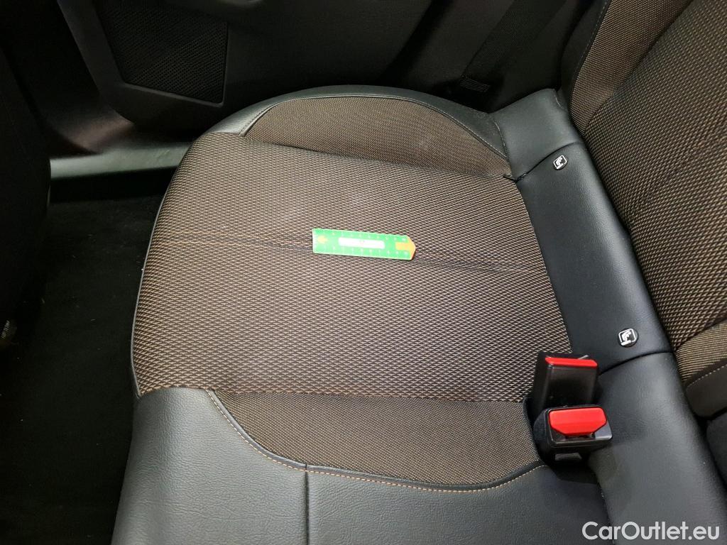  Citroen  DS3 3 Crossback Business 1.2 PureTech 130CV BVA8 E6d #32