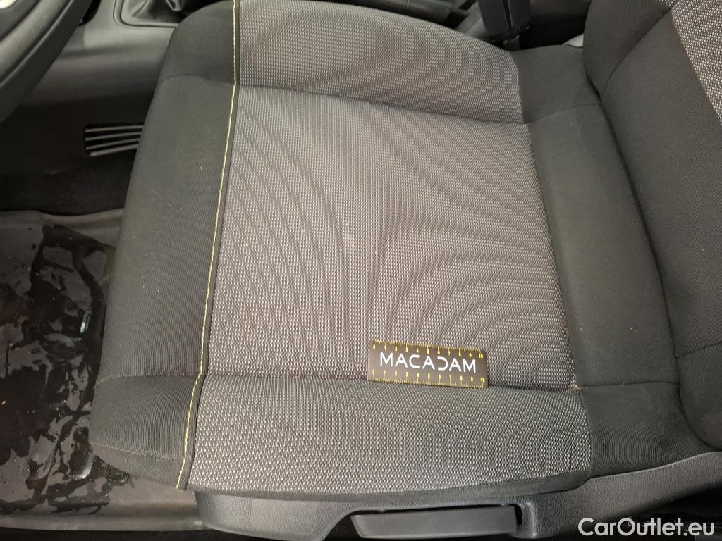  Citroen  C3  Société Feel 1.5 BlueHDI 100CV BVM5 E6dT #24