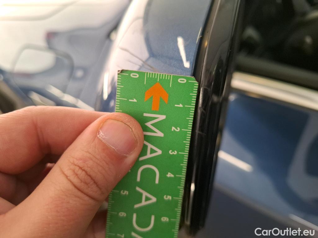  Bmw  X2 BMW  / 2017 / 5P / SUV xDrive25e Business Design BVA6 #100