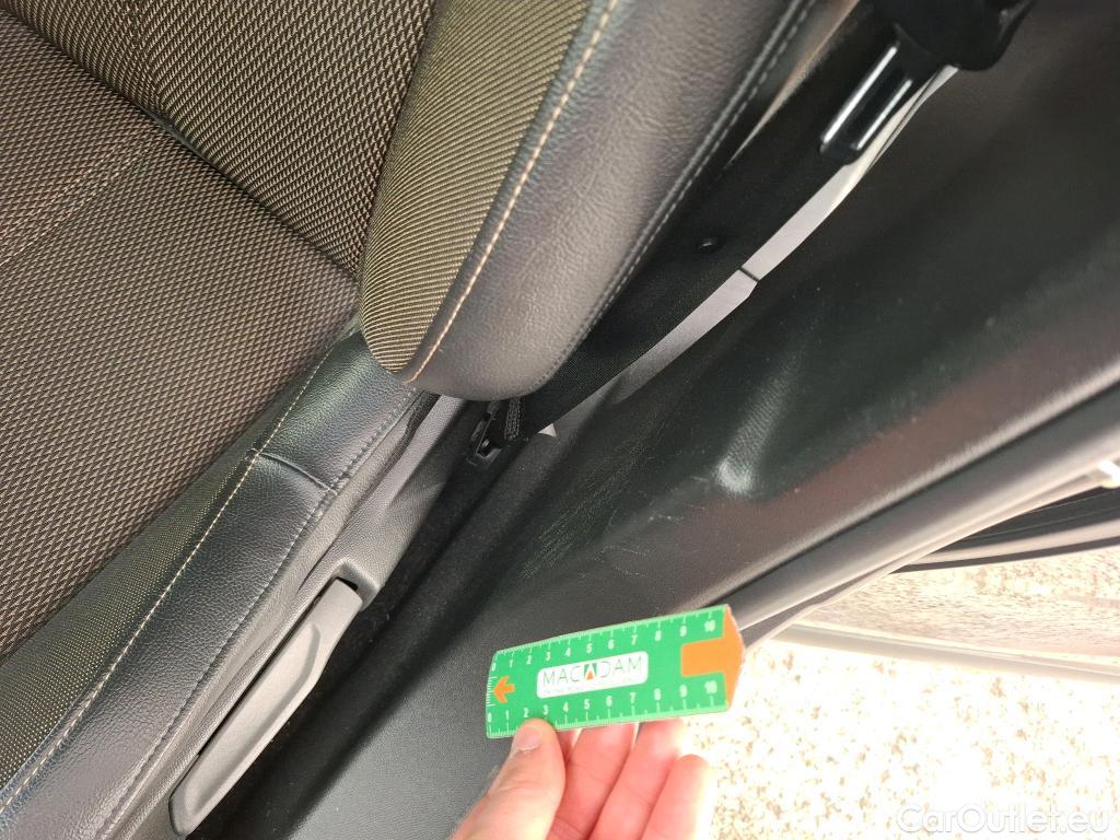  Citroen  DS3 3 Crossback Business 1.2 PureTech 130CV BVA8 E6d #28