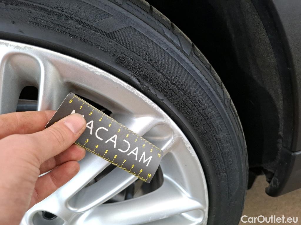  Mini  Mini   / 2014 / 3P / Berline Cooper SE Finition Greenwich 184 ch BVA #49