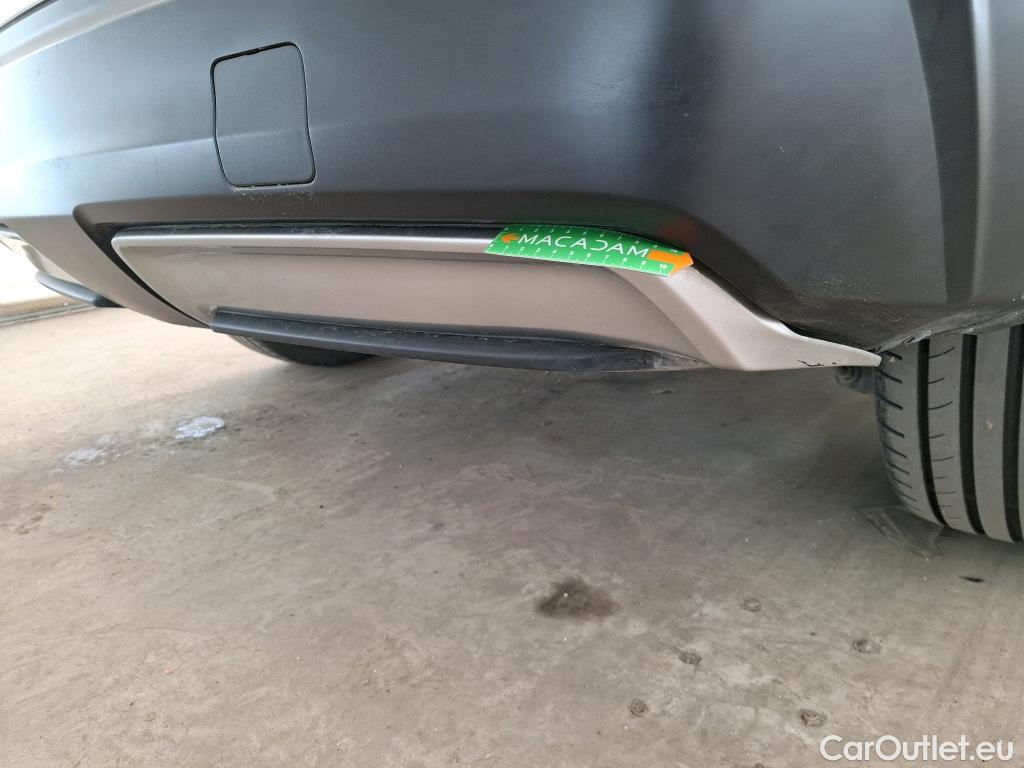  Nissan  Qashqai NISSAN  5p Crossover 1.2 DIG-T 115 Xtronic Tekna #11