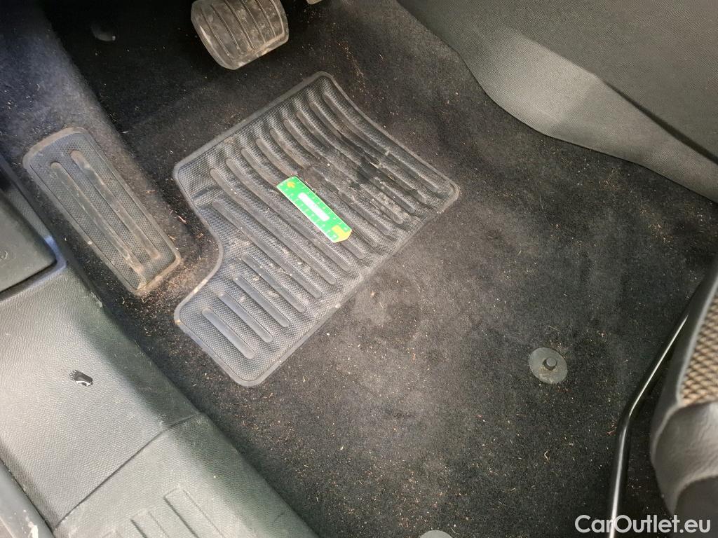  Citroen  DS3 3 Crossback Business 1.2 PureTech 130CV BVA8 E6d #26